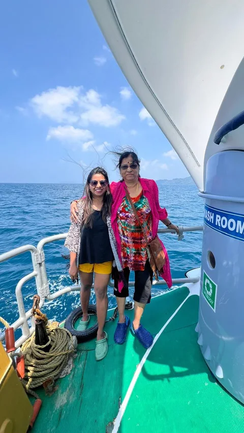 Guests travelling between the Andaman Islands by boat